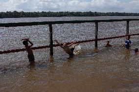 Daily Life In Afuá In The Brazilian Amazon