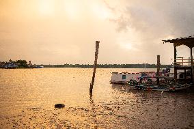 Daily Life In Afuá In The Brazilian Amazon