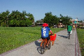 Daily Life In Afuá In The Brazilian Amazon