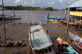 Daily Life In Afuá In The Brazilian Amazon