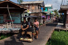 Daily Life In Afuá In The Brazilian Amazon