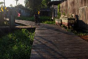 Daily Life In Afuá In The Brazilian Amazon