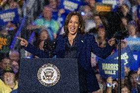 Democratic Presidential Candidate Kamala Harris Campaigns Across Wisconsin