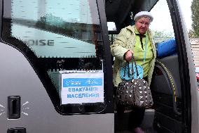 Civilians evacuated from region arrive in Kharkiv