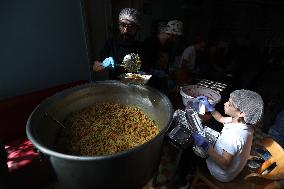 Kitchen For Displaced People - Beirut