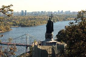 Saint Volodymyr Hill in Kyiv in autumn