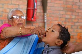 Nepal Administers "Vitamin-A" And De-worming Capsules To Children