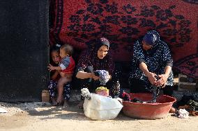 Daily LIfe In Gaza Amid Hamas-Israel Conflict