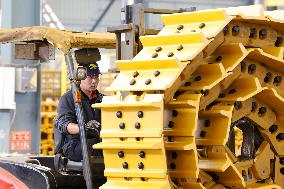 China Manufacturing Industry Mining Machinery Chassis Equipment