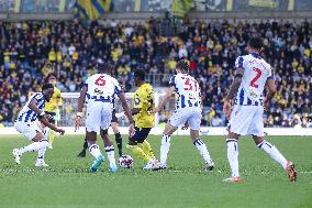 Oxford United FC v West Bromwich Albion FC - Sky Bet Championship