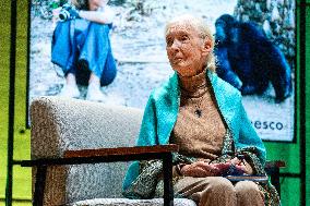 Jane Goodall at UNESCO - Paris