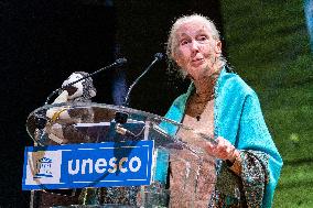 Jane Goodall at UNESCO - Paris