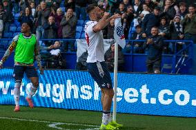 Bolton Wanderers FC v Burton Albion FC - Sky Bet League One