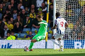 Oxford United FC v West Bromwich Albion FC - Sky Bet Championship