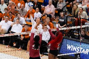 VOLLEY - Evento - NCAA - Texas Women vs Arkansas Women