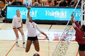 VOLLEY - Evento - NCAA - Texas Women vs Arkansas Women