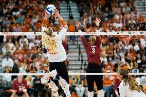 VOLLEY - Evento - NCAA - Texas Women vs Arkansas Women