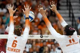 VOLLEY - Evento - NCAA - Texas Women vs Arkansas Women