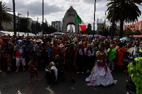 Zombie March In Mexico