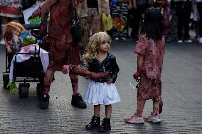 Zombie March In Mexico