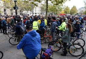 Rally In Tribute To The Killed Cyclist - Paris