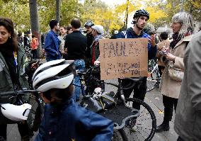 Rally In Tribute To The Killed Cyclist - Paris