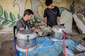 Food Distribution By A Charity Organization - Gaza