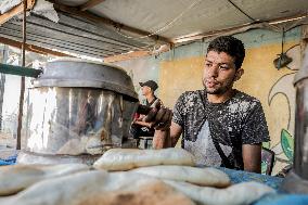 Food Distribution By A Charity Organization - Gaza