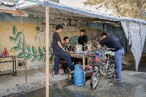 Food Distribution By A Charity Organization - Gaza