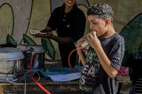 Food Distribution By A Charity Organization - Gaza