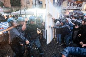 Clashes during a demo for Palestine in Naples - Italy