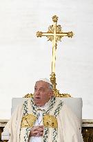 Pope Francis Leads Canonization Mass - Vatican