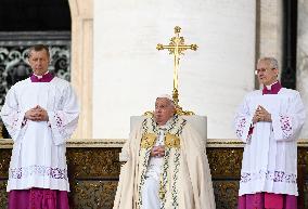 Pope Francis Leads Canonization Mass - Vatican