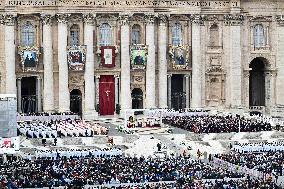 Pope Francis Leads Canonization Mass - Vatican