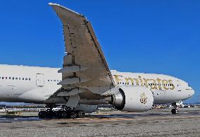 Emirates Boeing 777 preparing to take off from Barcelona Airport