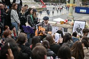 One Direction fans pay tribute to Liam Payne in Paris FA