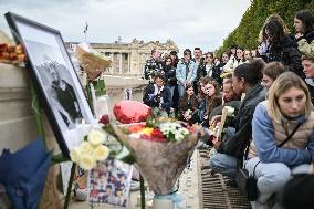 One Direction fans pay tribute to Liam Payne in Paris FA