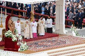 Pope Francis Leads Canonization Ceremony