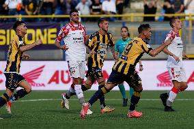 SS Juve Stabia v Cremonese - Serie B