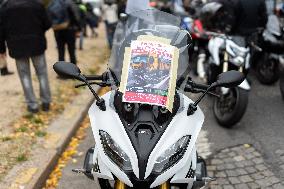 Demonstration of bikers against the passage of the ring road at 50 km/h - Paris