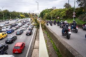 Demonstration of bikers against the passage of the ring road at 50 km/h - Paris