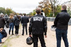 Demonstration of bikers against the passage of the ring road at 50 km/h - Paris