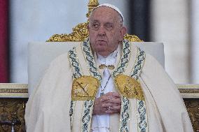 Pope Francis Leads Canonization Mass - Vatican