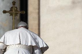 Pope Francis Leads Canonization Mass - Vatican