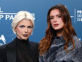 RFF - Julia Fox And Bella Thorne At The Trainer Photocall