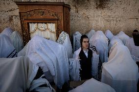 Annual Cohanim prayer - Jerusalem