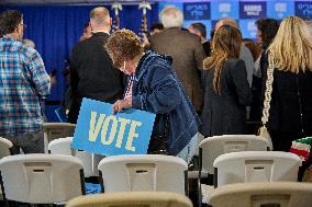 SG Doug Emhoff Jewish Voters Rally In Southfield - Michigan