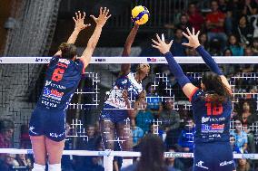 Italian Women's Serie A1 Tigotà Volleyball: Day 3 - Reale Mutua Fenera Chieri '76 V Il Bisonte Firenze