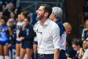 Italian Women's Serie A1 Tigotà Volleyball: Day 3 - Reale Mutua Fenera Chieri '76 V Il Bisonte Firenze