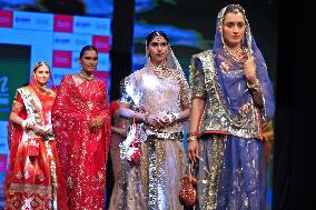 'Shaadiyan' Fashion Show In Jaipur